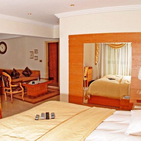 Mirage Suites Kuwait City Ruang foto