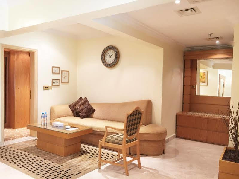 Mirage Suites Kuwait City Bagian luar foto